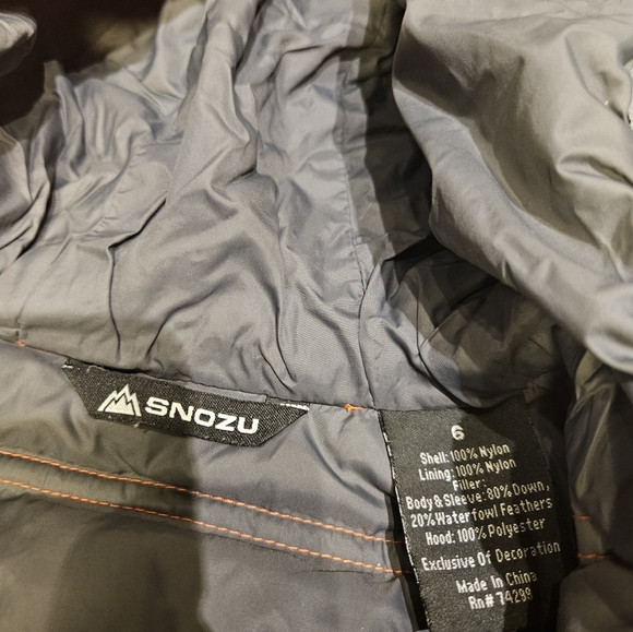 Toddler boy's snozu hooded winter down snow/outside/play jacket size 6T - Picture 1 of 3